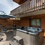 Du Bouchot&jacuzzi Privatif Proximité Gerardmer&la Bresse Chalet