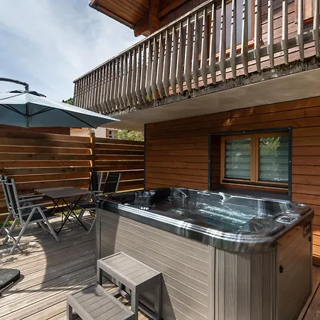 Du Bouchot&jacuzzi Privatif Proximité Gerardmer&la Bresse Chalet